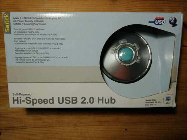 Saitek Hi-Speed Powered USB 2.0 Hub in Box in Other in Oakville / Halton Region