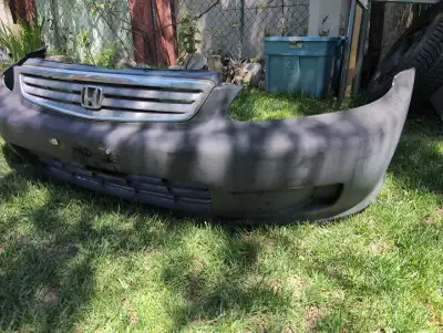 Pulled the parts from a 96ish civic and they don't exactly fit the 99/00 models. Fender has one rust...