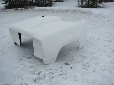 1972 - 1980 US Body one piece hood for dodge 4x4. sku: FDT-27C. hood is new, undamaged. With shippin...