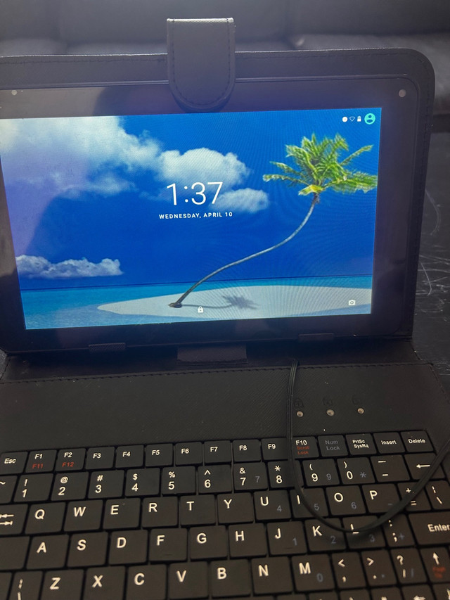 Compact tablet dans Appareils électroniques  à Dartmouth - Image 2