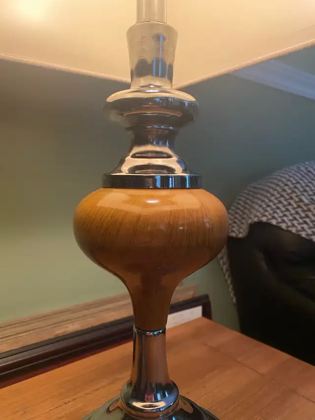 Modern Metal w Wood Look Working Table / Side Lamp - 24” high  in Indoor Lighting & Fans in Oakville / Halton Region - Image 4