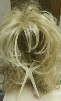 Wigs for sale kijiji cheap