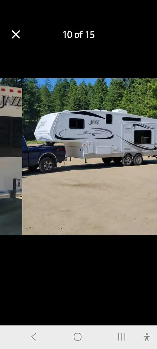 2009 5th wheel trailer  Jazz in Travel Trailers & Campers in Comox / Courtenay / Cumberland - Image 3