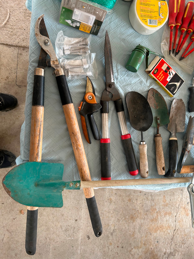 Gardening Tools in Outdoor Tools & Storage in Saskatoon