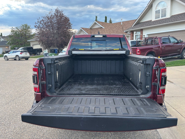 2022 RAM 1500 LIMITED NIGHT EDITION PRIVATE SALE in Cars & Trucks in Red Deer - Image 4