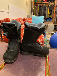 Salomon BOA women’s snowboard boots(sz 9.5)