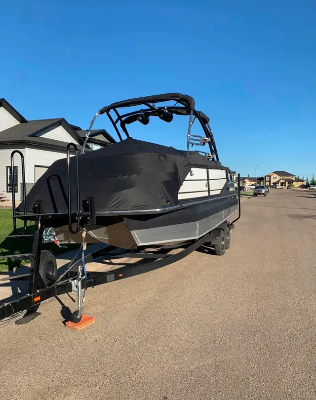 2021 Montara Surf Boss in Powerboats & Motorboats in Regina - Image 2