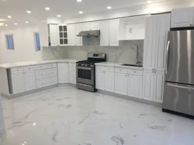 Main Detached House to Rent 4Beds H'land Mississauga