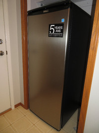 Danby small upright freezer 8.5 cubic feet
