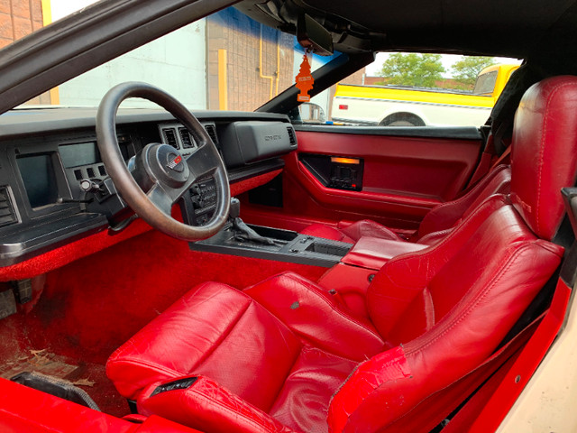 1987 Chevy Corvette Convertible in Cars & Trucks in City of Toronto - Image 3