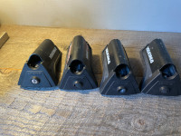 4  Yakima crossbar holders Full set