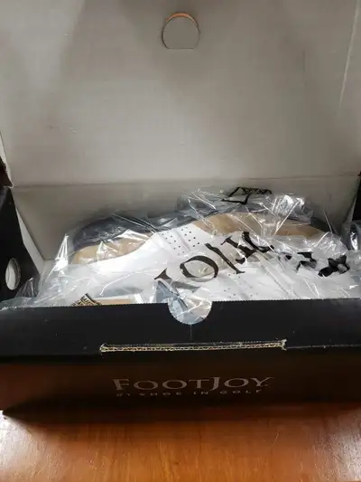 NEW Foot Joy golf shoes size 9 1/2, View more
