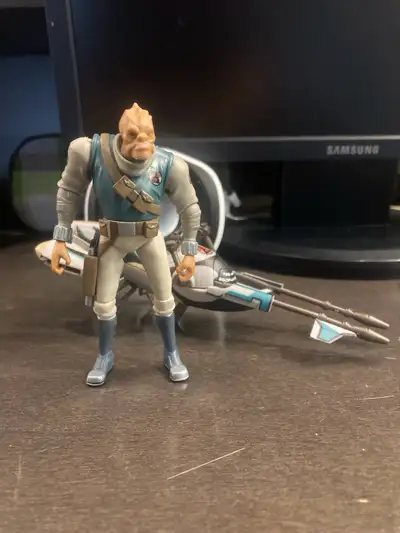 Star Wars The Clone Wars Speeder Bike with Castas, View more