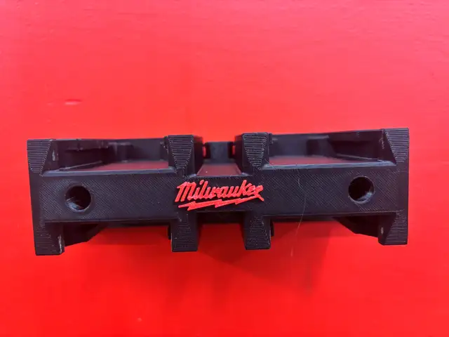 Milwaukee M18 Battery Wall Mount 4/6 Batteries Optional Packout in Power Tools in Markham / York Region - Image 5