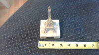 Tour Eiffel 5 x 2.5 plastique (150421-9T)