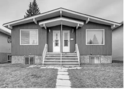 2 Bedroom Unit 5 Mins Easy Acess to Deer Foot