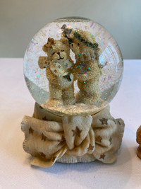 Hallmark Twinkle Teddies Snow Globe and Figurines