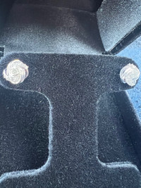 10 k diamond earrings 