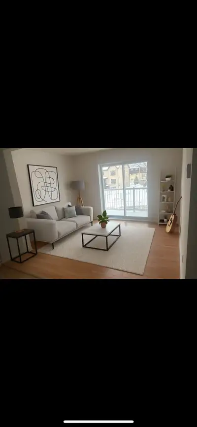 Disponible dès maintenant Bail annuel (jusqu’au 30 juin 2027) Enquête de crédit obligatoire Rue de l...