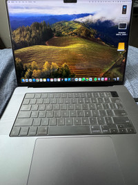 MacBook M1 Pro 500 GB 16 GB RAM