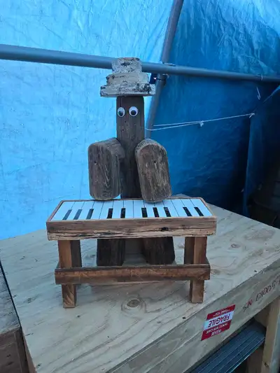 Wood decor., View more