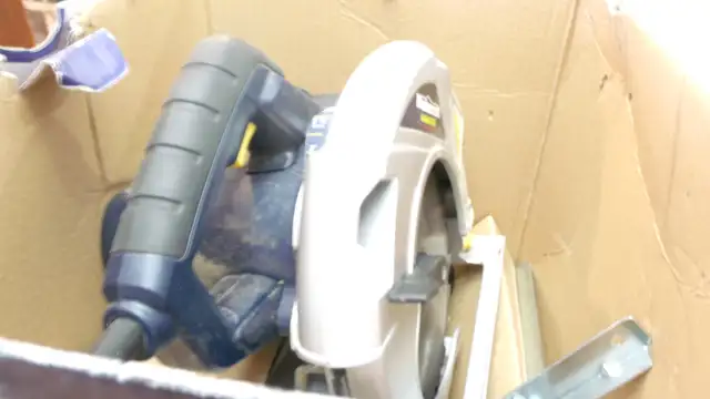 Sierra circular Mastercraft de 7 1/2 pulgadas64840212622851120