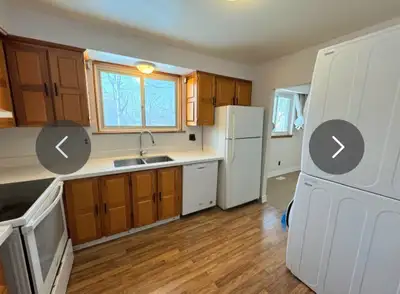 Private room for rent in South Ajax in a 4 bedroom unit. Available immediately or flexible move in d...