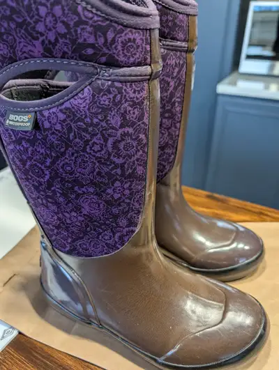 BOGS WOMEN'S PLIMSOLL QUILTED FLORAL MID WATERPROOF INSULATED, View more