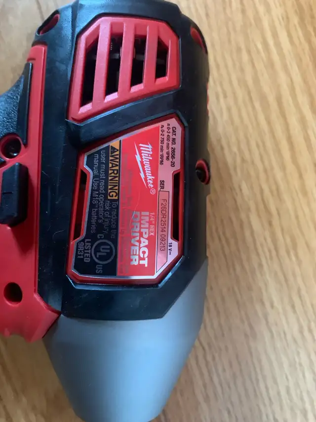 Milwaukee M18 1/4 Hex Impact Driver in Power Tools in Markham / York Region - Image 4