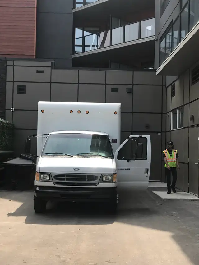 Two Movers In A Moving Truck - Saskatoon - [LOWEST PRICES]63793687161729121