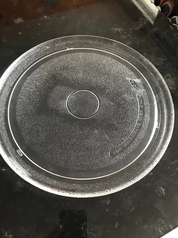 Assiette micro-ondes in Microwaves & Cookers in Québec City - Image 2