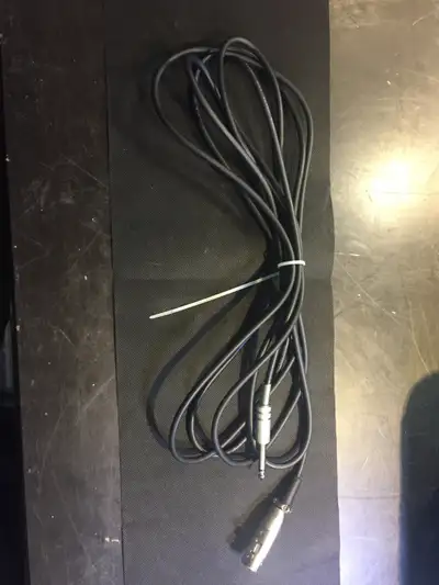 Hosa Edge Series 10-Foot XLR Male to 1/4" TS Male Cable, View more