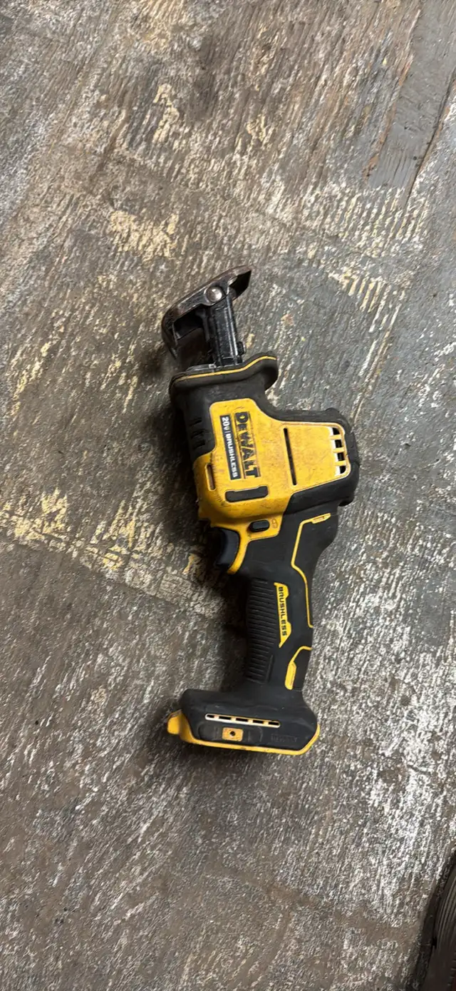 DeWalt Reciprocating Saw in Power Tools in London - Image 3