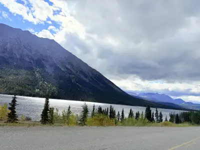 Renting private room(bed available) Washroom and kitchen are shared! Wifi included!! Heat and electr...