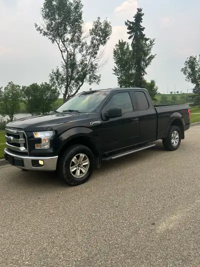 Selling my Ford F150 runs and drives perfect no issue . Comes with heated seats , 4x4 , tow package,...