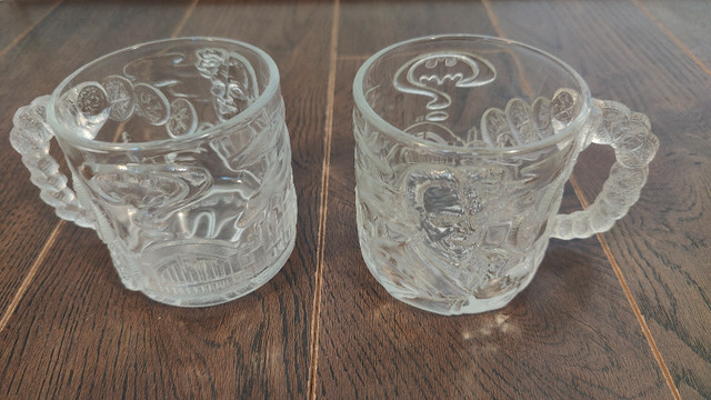 Vintage McDonald's Batman Glasses in Arts & Collectibles in Guelph