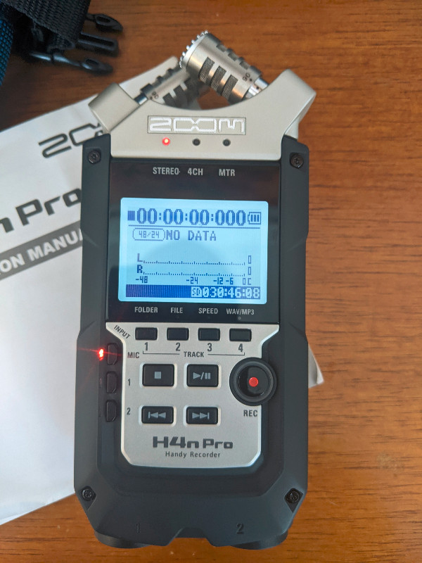 Zoom H4n PRO Handy Recorder (200$ ou trade) dans Matériel audio professionnel  à Rimouski / Bas-St-Laurent