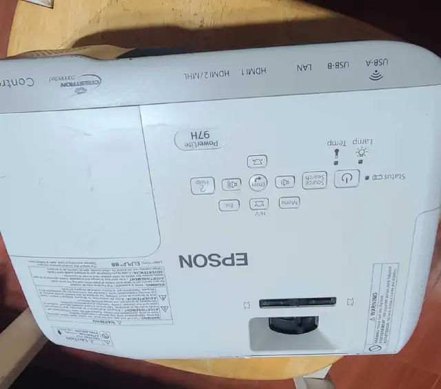 epson powerlite 97h projector in General Electronics in Mississauga / Peel Region - Image 5