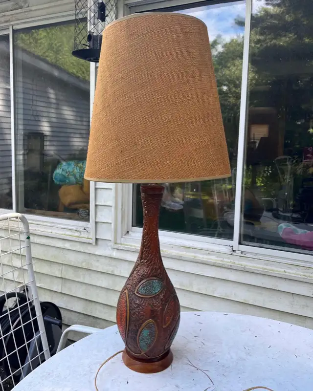 Grande Lampe MCM Vintage table lamp 1960 in Indoor Lighting & Fans in City of Montréal - Image 5