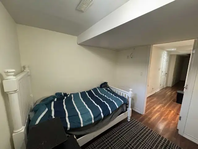 Basement room for rent clean in Room Rentals & Roommates in Mississauga / Peel Region - Image 3