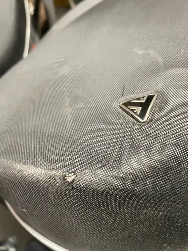 triumph bonneville 25l bags and rails in Motorcycle Parts & Accessories in Oakville / Halton Region - Image 5