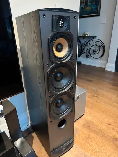 Paradigm Studio 100 V.2 set of five speakers. Two floor standing, centre and rear. In excellent cond...