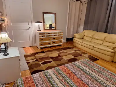 Available now! 201 Mount Edward Rd. Very close to U.P.E.I. XXL private room in a shared house with q...