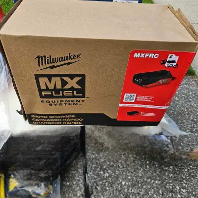 Milwaukee MX FUEL Rapid Battery Charger , View more