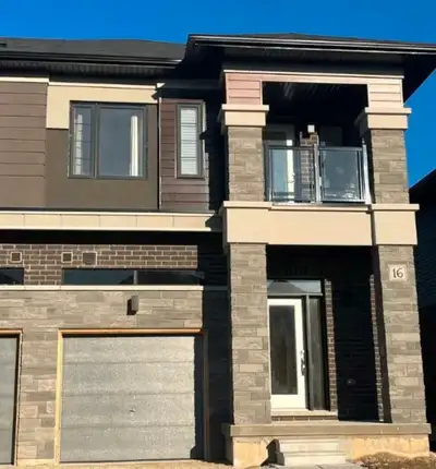 3 Bedroom End Unit Townhouse for Rent
