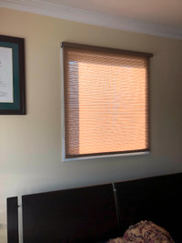 Window blinds - Brown in good condition