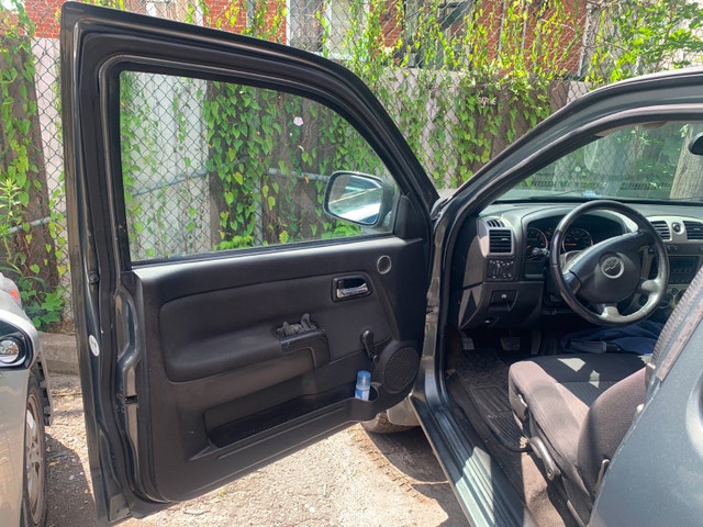 Chevrolet Colorado 2010, 2.9L, 4x4. — photo 4