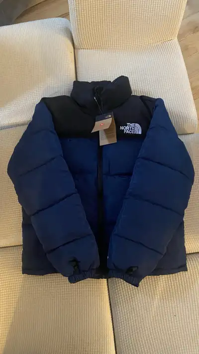 Northface medium size puffer jacket $200 OBO send offers don’t need it got it for christmas. best of...