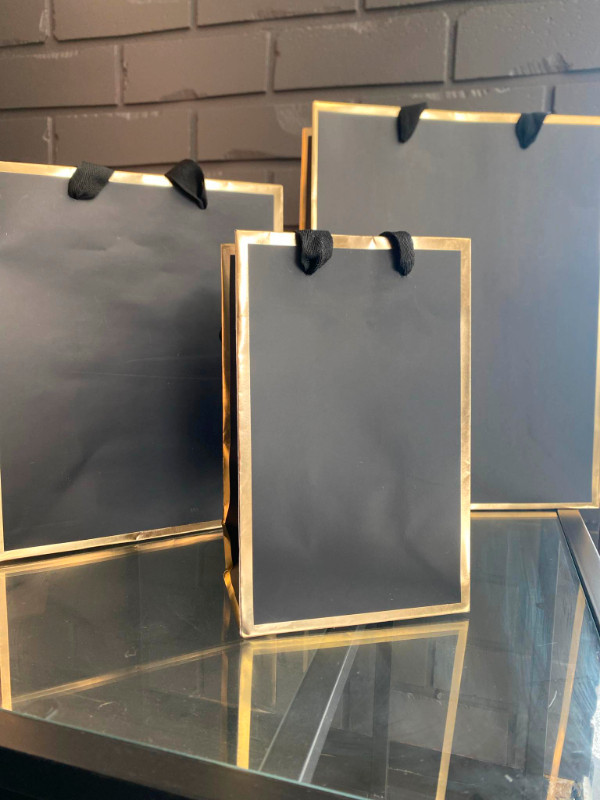 BLACK/GOLD TRIM BAGS (S-M-L) in Other Business & Industrial in City of Toronto - Image 4