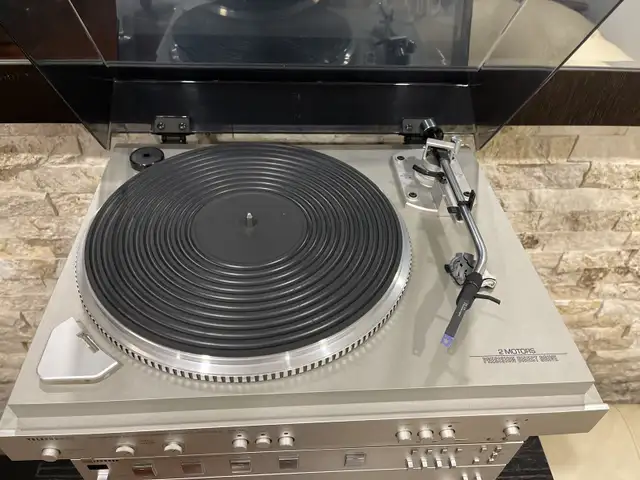Telefunken R300 stereo system in Stereo Systems & Home Theatre in Markham / York Region - Image 7